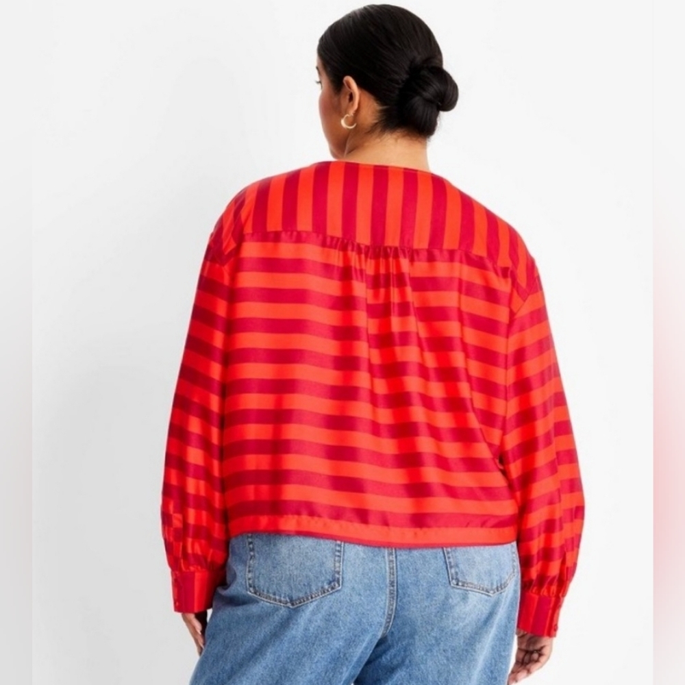 Long-Sleeve Drawstring Blouse Future Collective - image 3